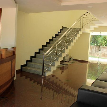 טריואנדרום Travancore Island Resort מראה חיצוני תמונה